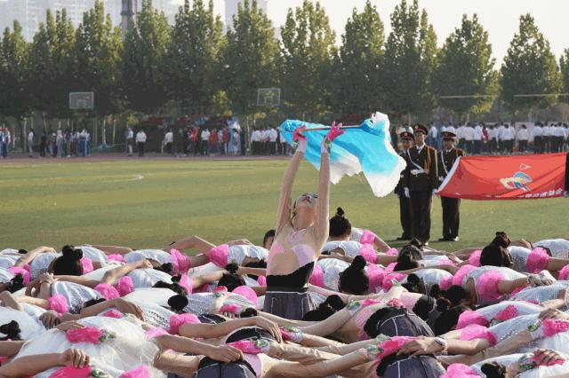 渭南桃园小学运动会开幕式,渭南小学生运动会开幕式