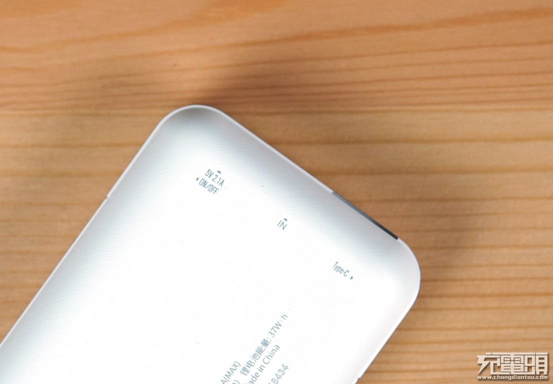 type-c显示器带电源,type-c输入电压范围