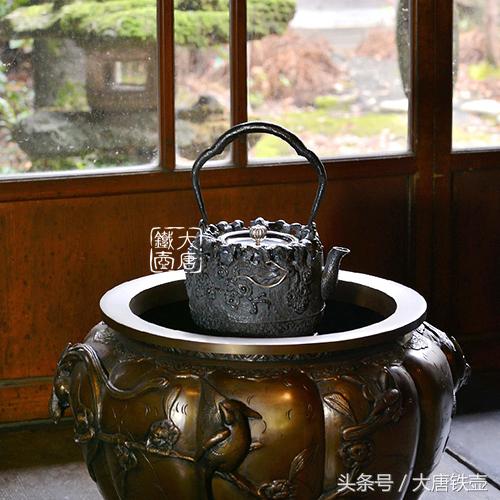 日本铁壶工艺图片,日本铁壶匠人的宣传