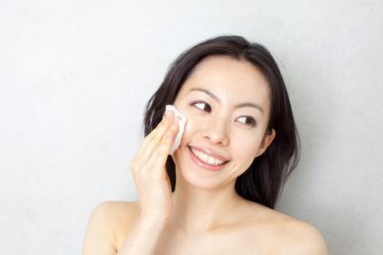 素颜霜导致皮肤变差,皮肤底子好只用素颜霜就可以吗