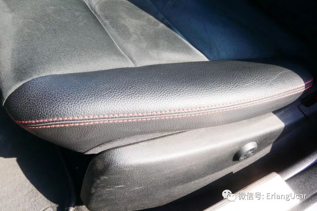 w204奔驰c300coupe,奔驰w204c200旅行版