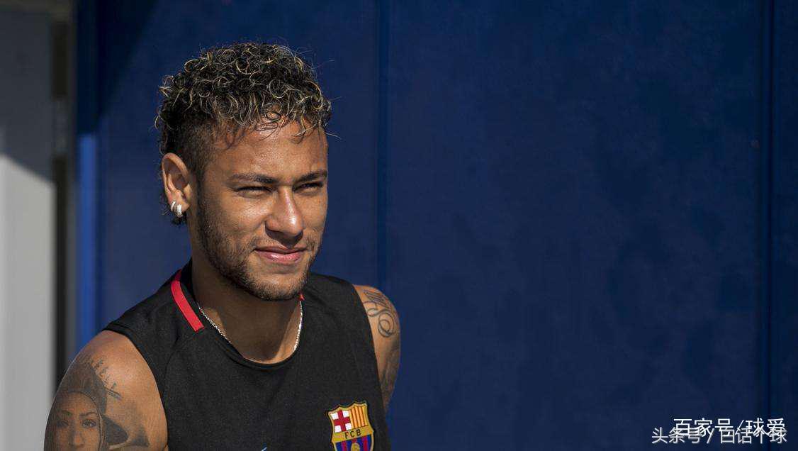 内马尔纹身帅照,内马尔的纹身为啥能一直换