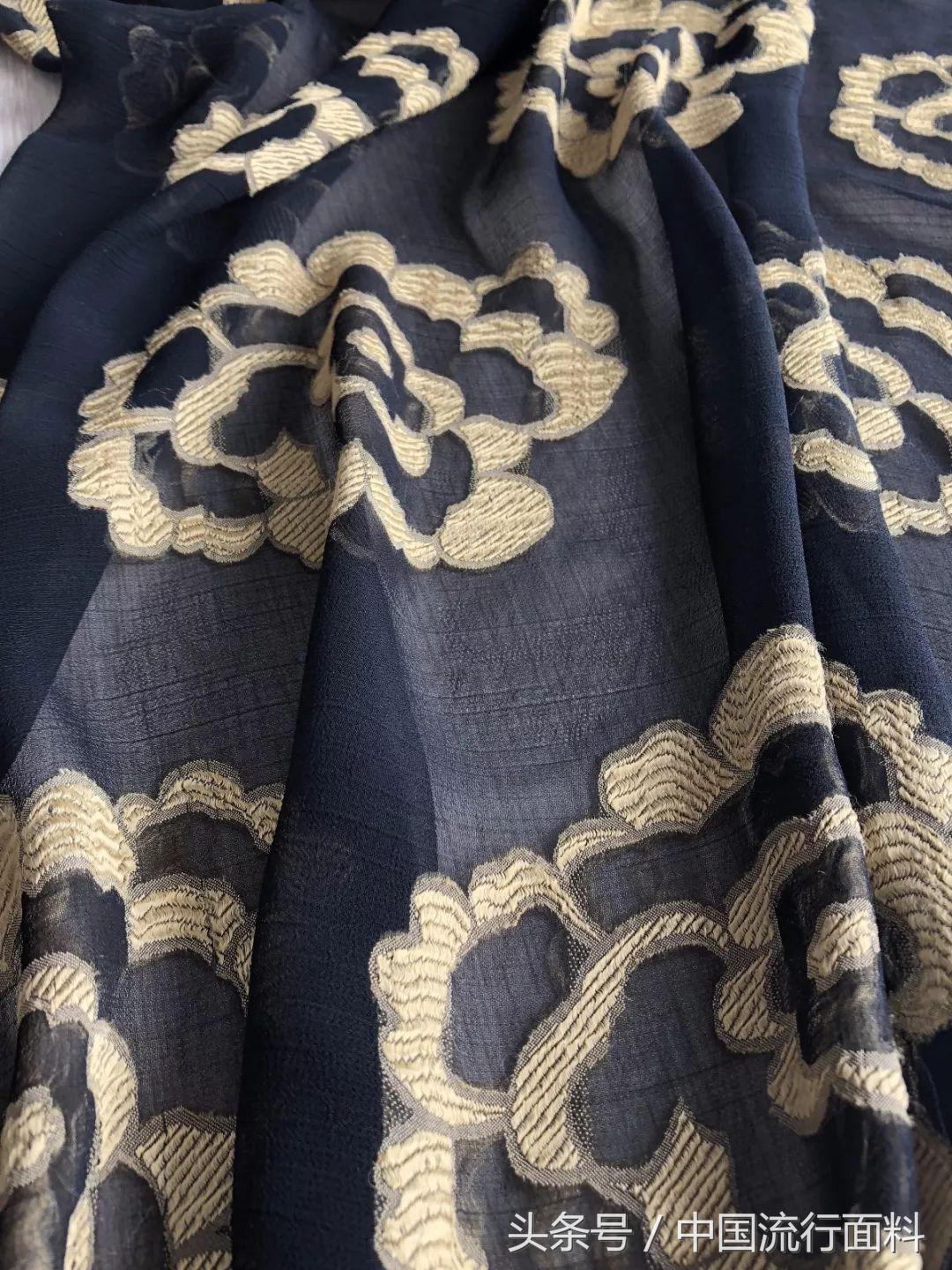 女装趋势新品,女装时髦款式