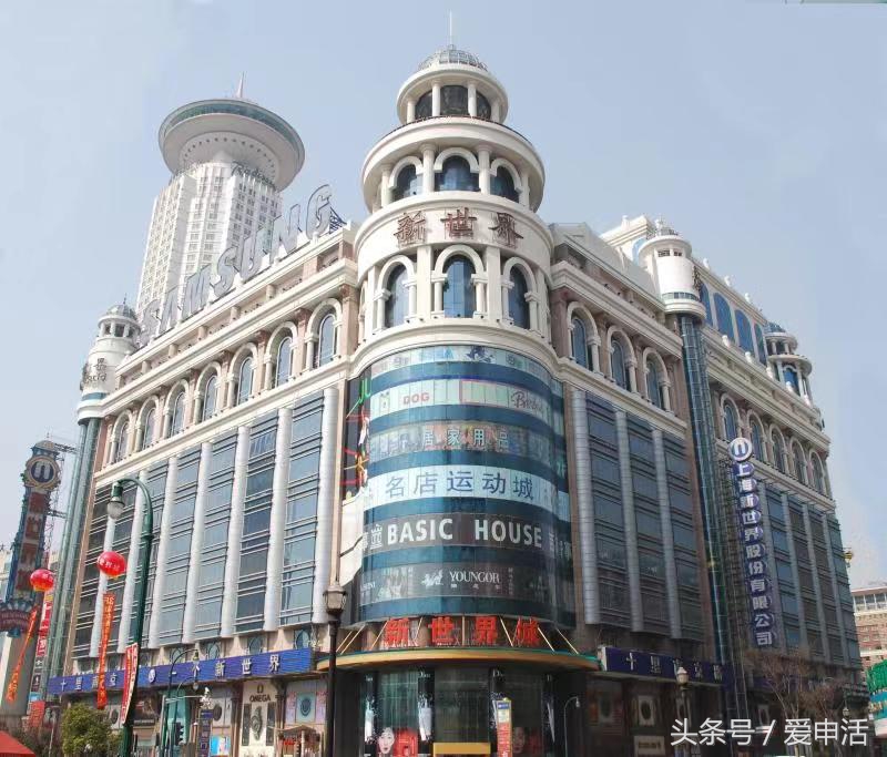 沪上实体店年终截流战打响爆款、经典款、网红品拉开触点之争