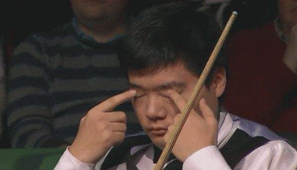 除了医美还能不能填充泪沟,除了玻尿酸丰唇还有什么丰唇