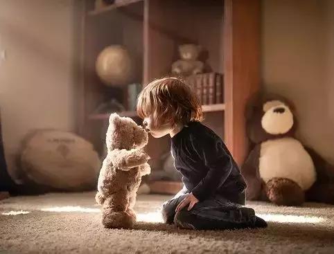 秋咳不能给孩子吃的三种,孩子们秋咳喝什么