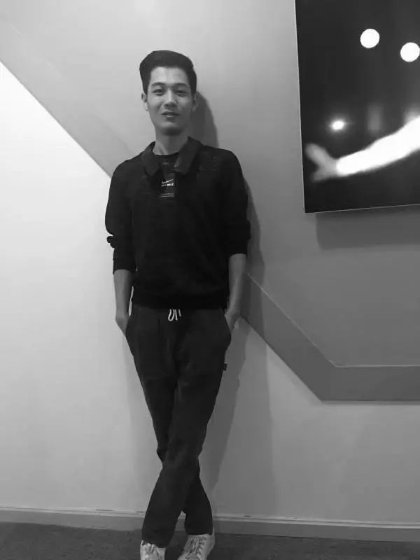 2018ADM有一张可以睡100人的床，大家躺平纯聊天……