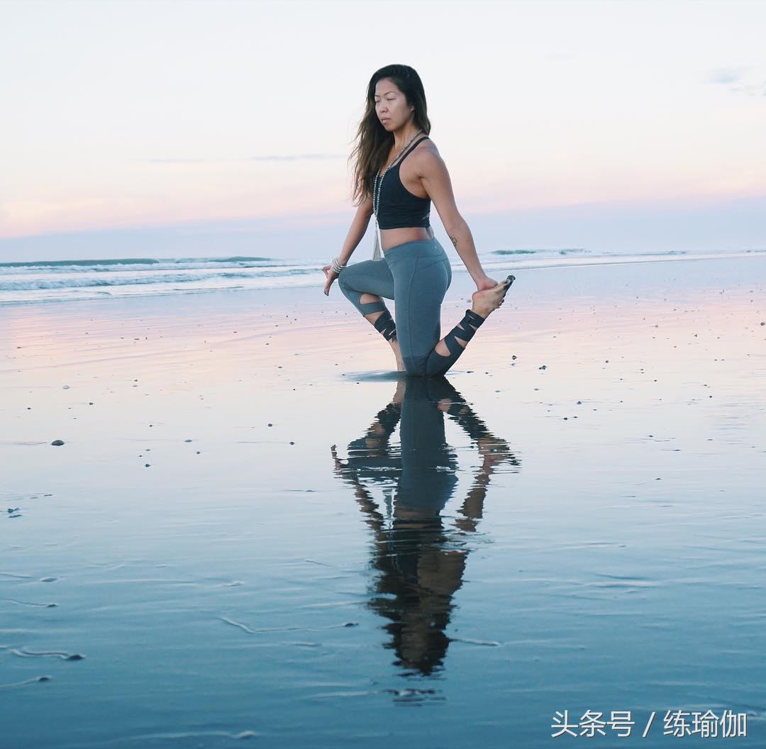 瑜伽罗圈腿的正确姿势,瑜伽怎样矫正罗圈腿