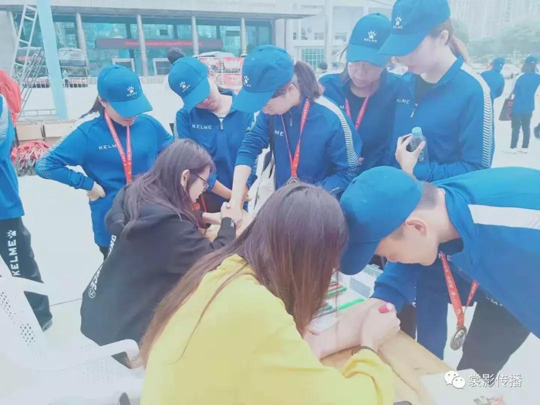 出征在即我们踏上征途,出征在即让我们踏上征途