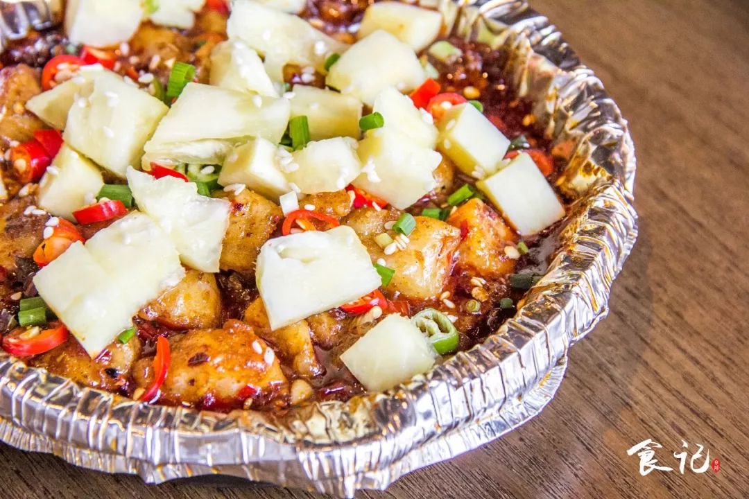 这家凭年糕火锅圈粉无数的店,这家串串每吃一次都念念不忘