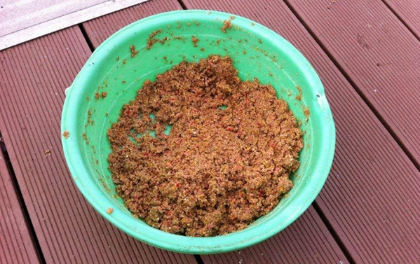 野钓鲫鱼冬天用什么小药,冬钓鲫鱼五不钓