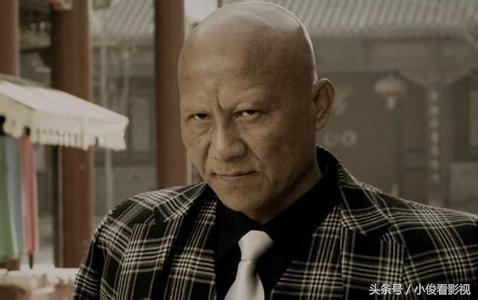 主持人李咏因癌症去世,著名主持人李咏患癌去世是真的吗