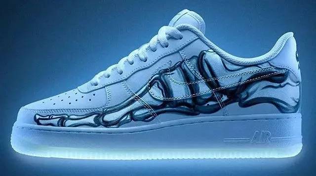 supreme发哥联名,supreme联名周润发怎么买