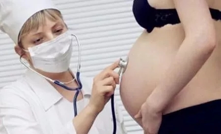 孕妈体重不增宝宝体重过大,宝宝太胖要如何合理喂养