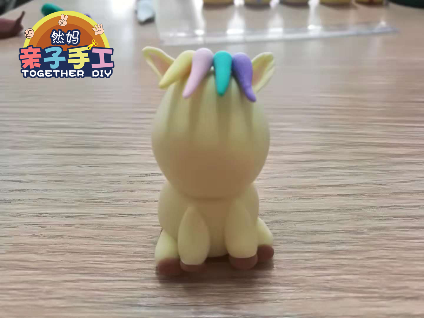 阳光彩虹小白马创作过程,黏土彩虹独角兽