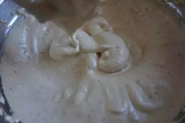 浓香的红枣糕，口感绵甜，小孩子和老人都很适合吃