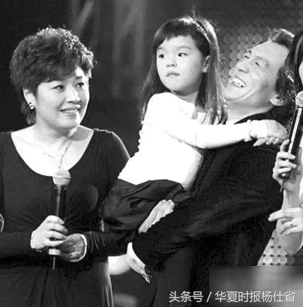 我只对女生感兴趣的英文,我只对女人感兴趣