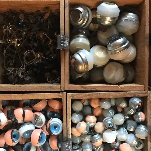 从中国开车来巴黎,从中国开车到欧洲