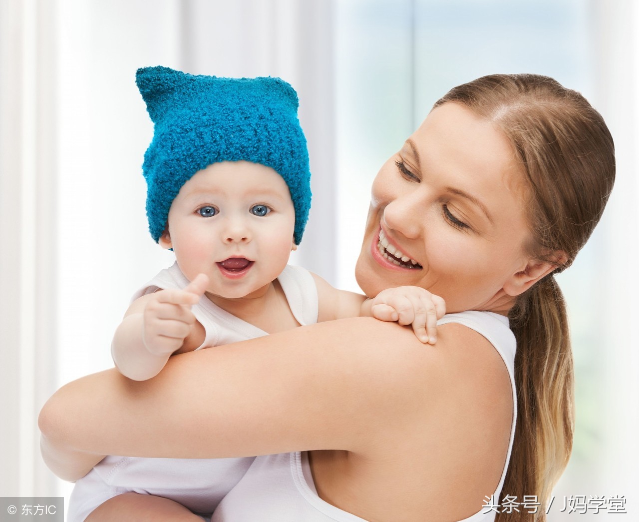 宝宝抬头翻身坐爬站走的发育规律,如何正确让宝宝练习抬头