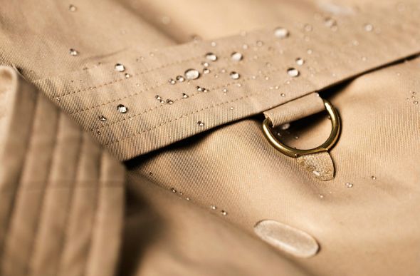 burberrylondonengland风衣,burberryblacklabel风衣