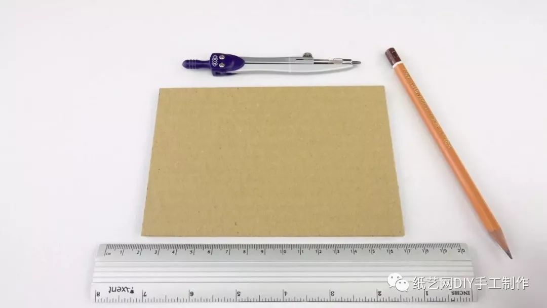 怎么用卡纸做战舰,卡纸做海盗战斗机