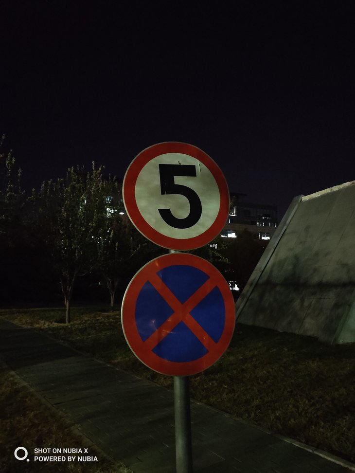 努比亚双摄旗舰曲面屏,努比亚x双屏测评