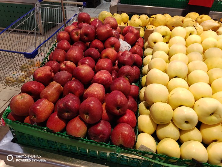 努比亚双摄旗舰曲面屏,努比亚x双屏测评