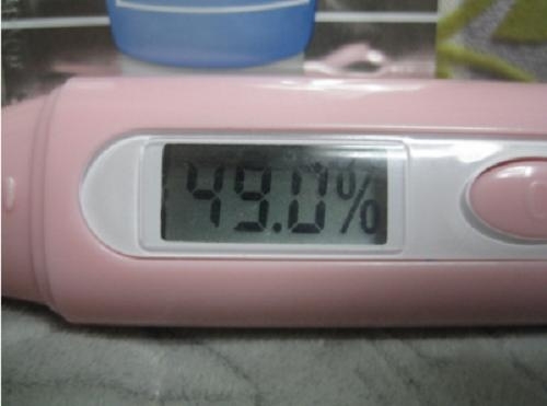 佰草集的大白泥面膜里面带的泡沫,佰草集大白泥面膜典萃版与瓷意版