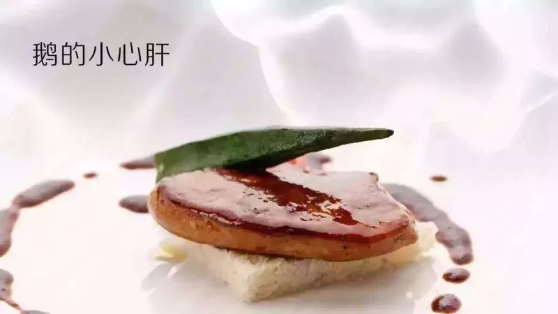 世茂广场新开,世茂广场b1楼