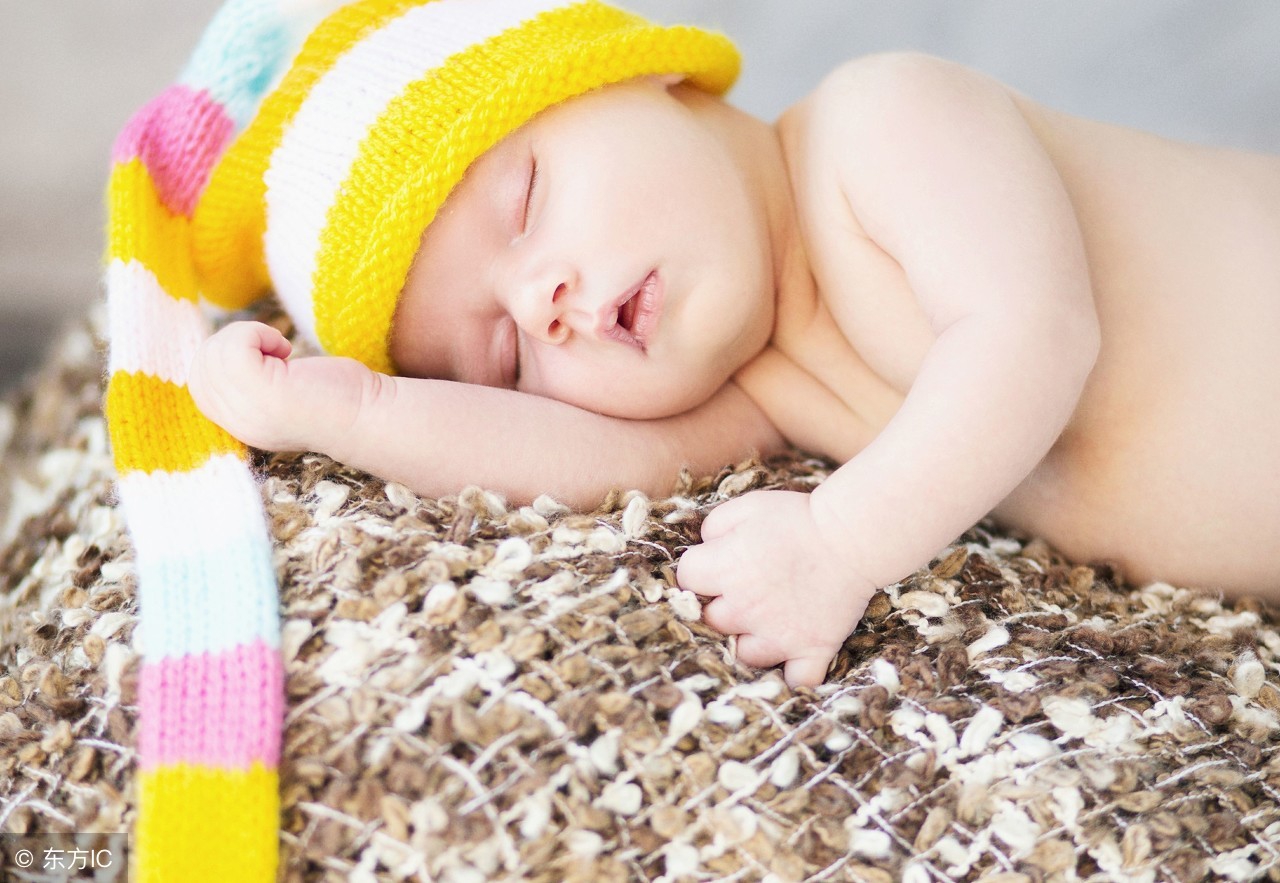 如何知道婴儿出生时辰,出生15天的宝宝有什么特征
