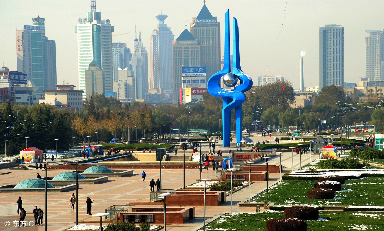 冬季山东山泉水最美最有韵味？济南山泉水美？泰山上下一片银白？