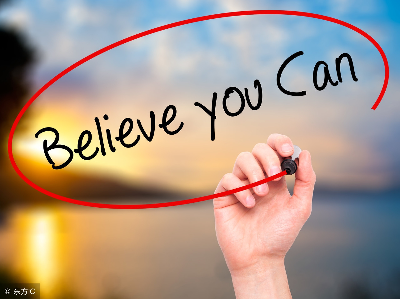 怎么战胜抑郁症让自己快乐起来,如何治愈产后抑郁