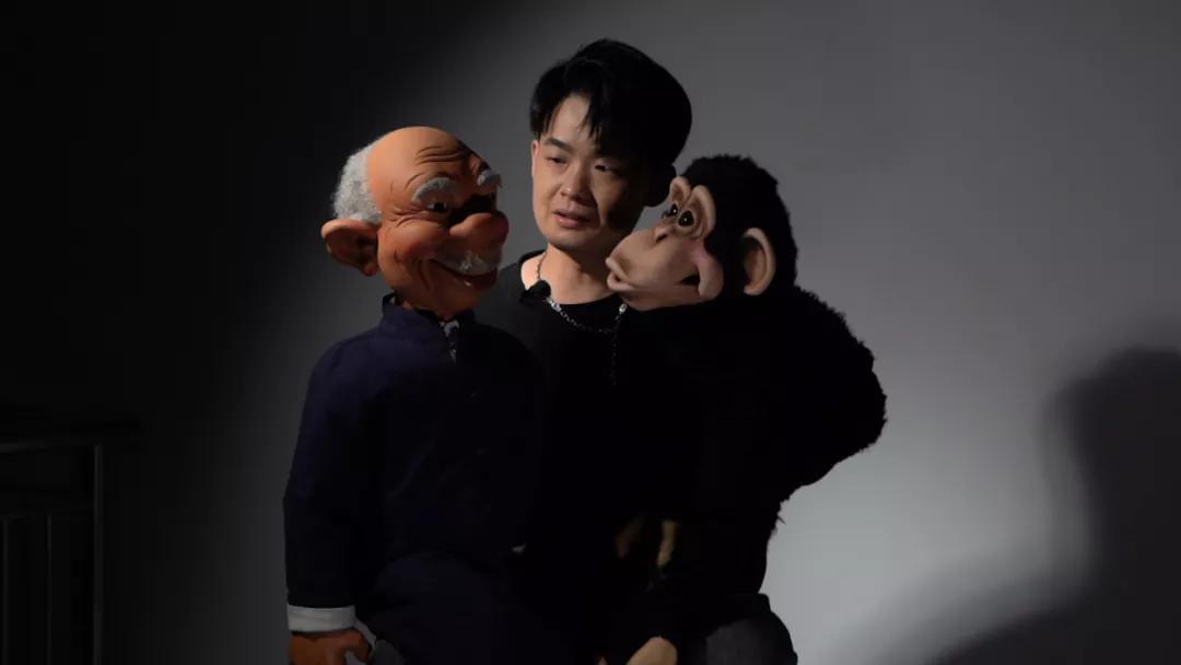 石家庄腹语小哥 (石家庄90后腹语师拍段子年入千万)