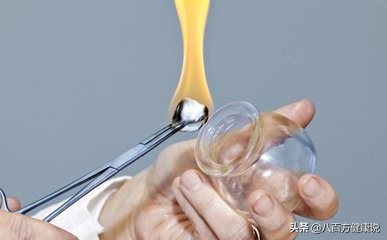 落枕疼痛难忍，5招轻松摆脱“歪脖子”