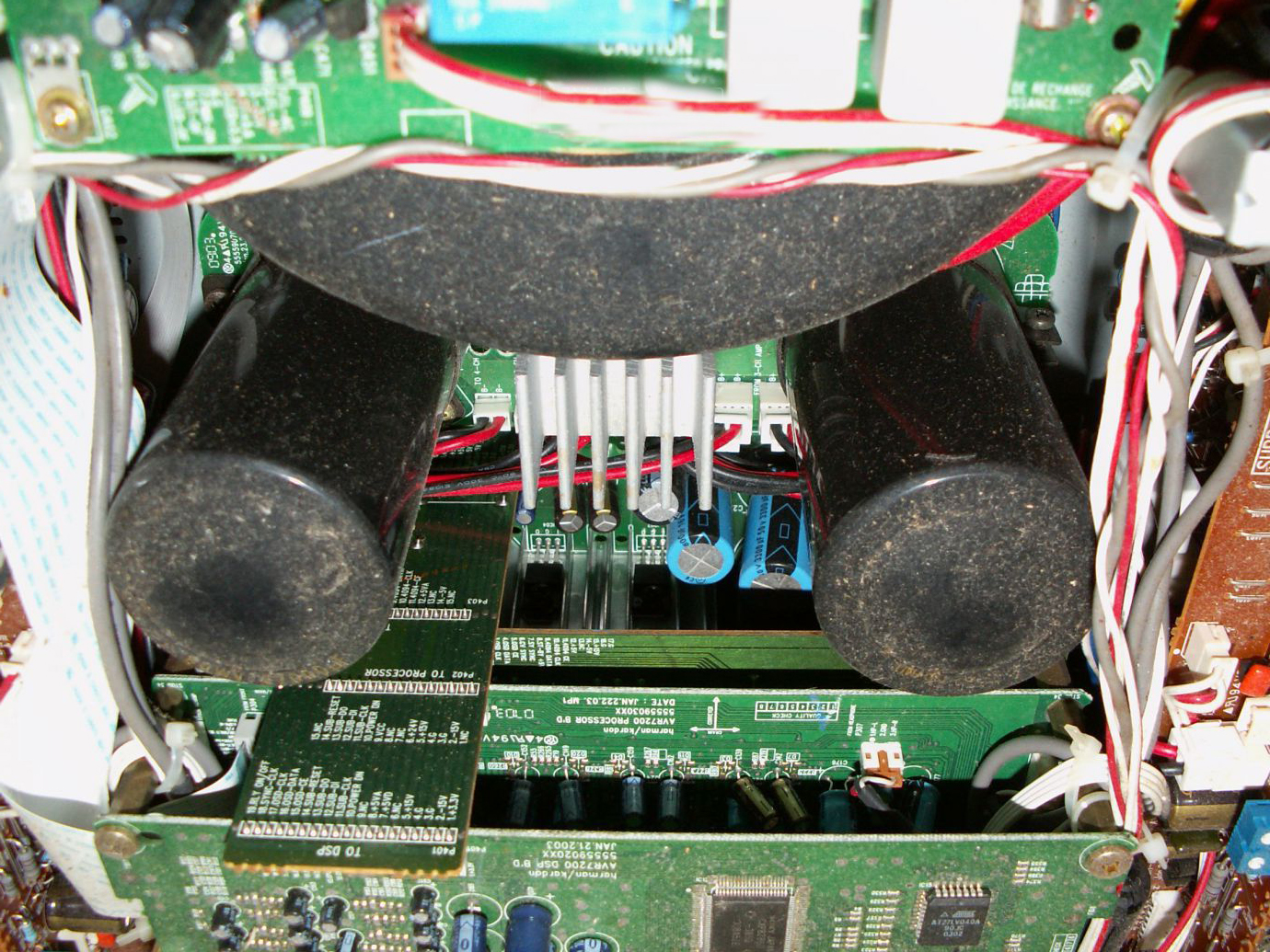 维修一台60多斤的高端影音环绕功放