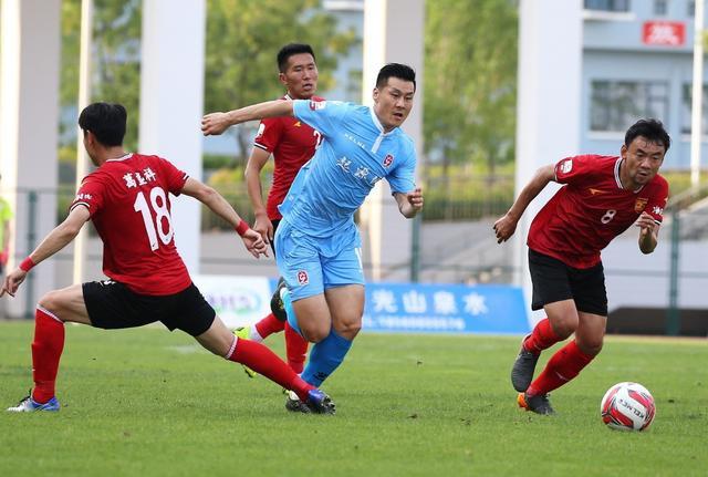 鲁能功勋李霄鹏现状,鲁能功勋主教练再次回归大球场