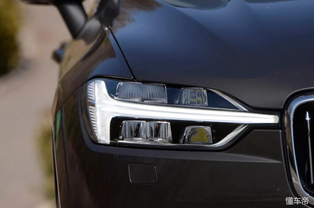 2013款沃尔沃xc90和2013款xc60,沃尔沃xc60与xc90车身尺寸对比