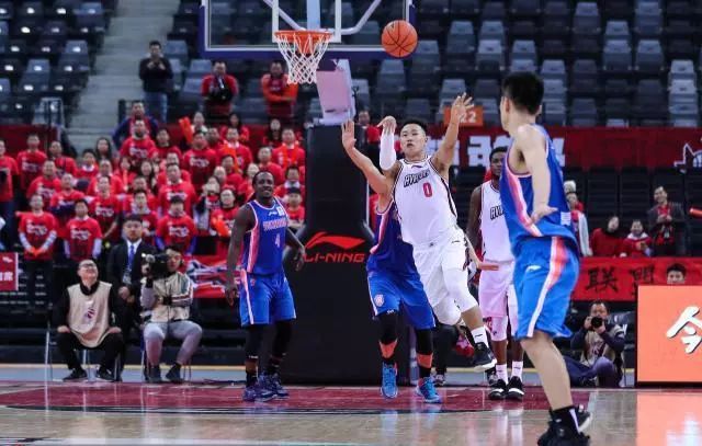 深圳队1.7绝杀,cba深圳队杨林祎绝杀