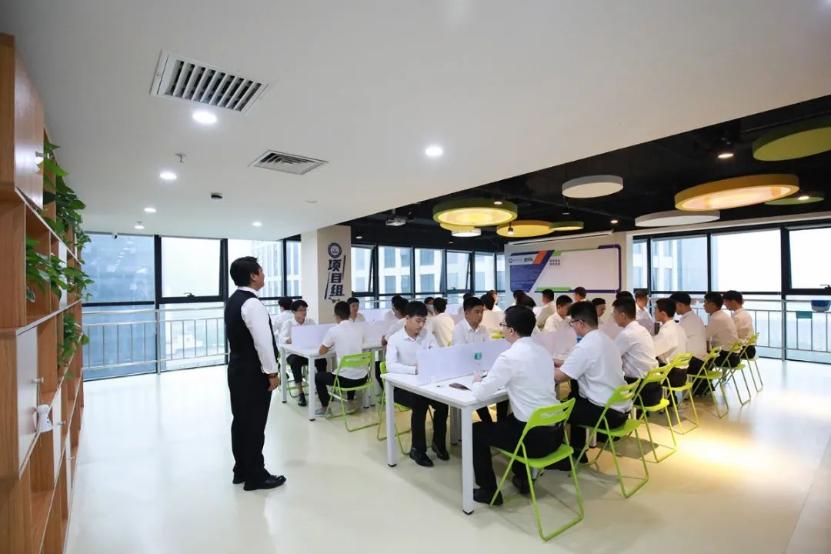 慧中it学院待遇怎么样,慧中it学院毕业薪酬