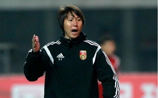 3人成为国足主帅考察对象，网友热议：二李都不合适，他最适合