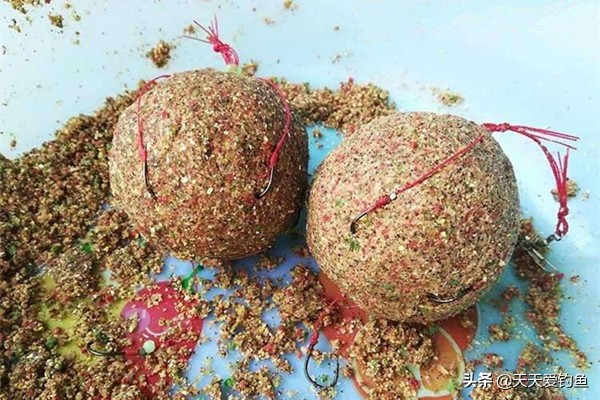 野钓海竿爆炸钩钓草鱼用什么料,海竿爆炸钩钓草鱼用的什么饵料