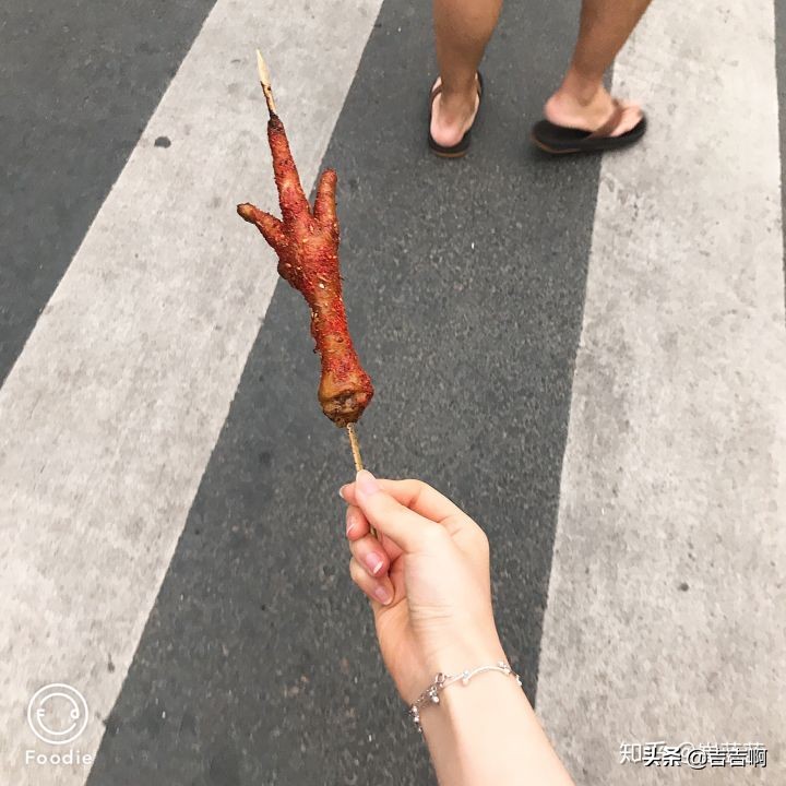 在东北吃饭是一种什么体验,跟东北人吃饭是什么体验