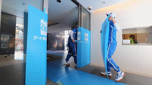 “变态”到极致的日本人，连搬家都不放过，网友拍下全过程！