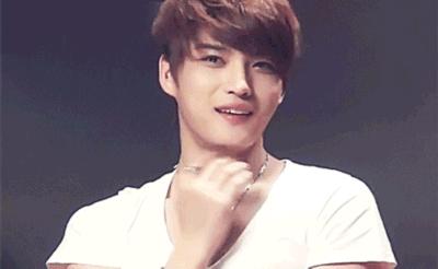 夏可叔叔扒产品雅诗兰黛,雅诗兰黛安瓶美白精华测评