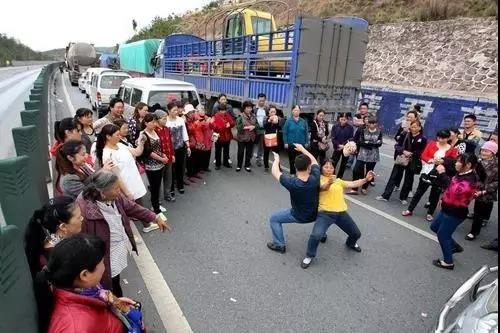 坐车晕车怎么办简单的一招学起来,一坐车就晕车教你几个好方法