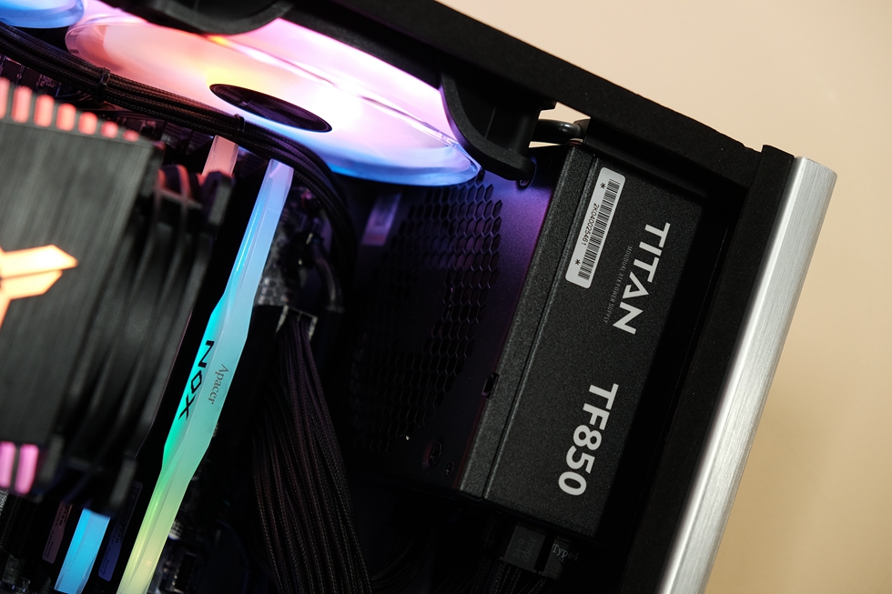 b560m主板支持pcie4.0固态,3500x配b550支持pcie4.0吗