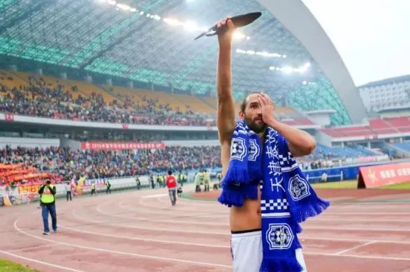 泰达中锋对比,泰达后卫补强