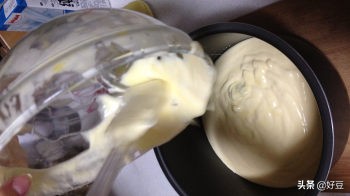 电饭煲蛋糕做法不用蛋糕粉打蛋器,用红丝绒蛋糕预拌粉做电饭煲蛋糕