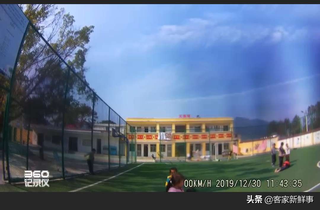 360行车记录仪g300的详细使用方法,360行车记录仪g300和g380哪个好