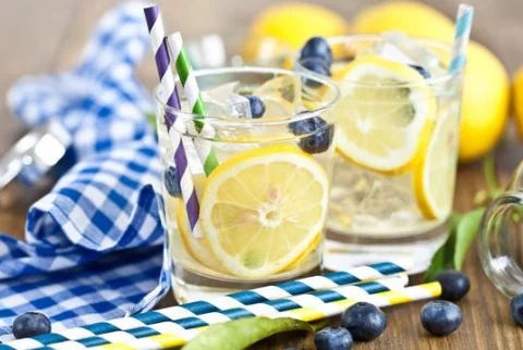 柠檬的正确冲泡方法,大多数人都错了!柠檬水这样喝才最健康